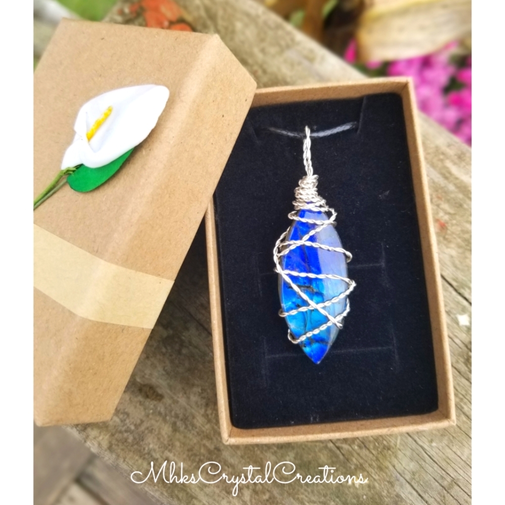 Blue fire Labradorite crystal necklace.